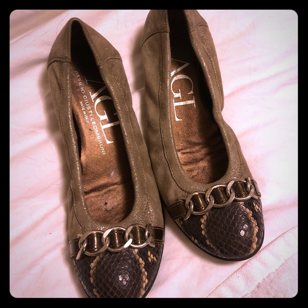 AGL flats